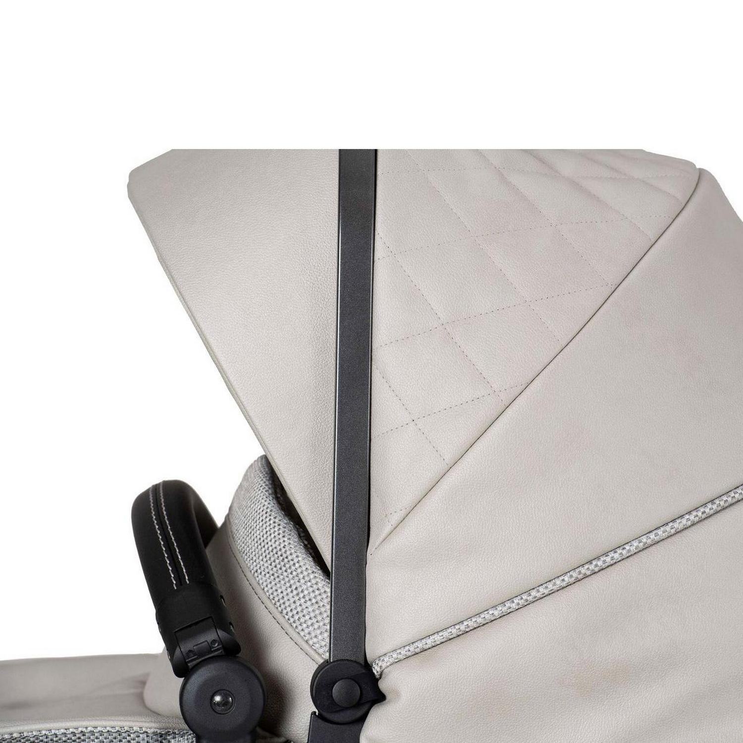 844_detail_mercedes_benz_-_leder