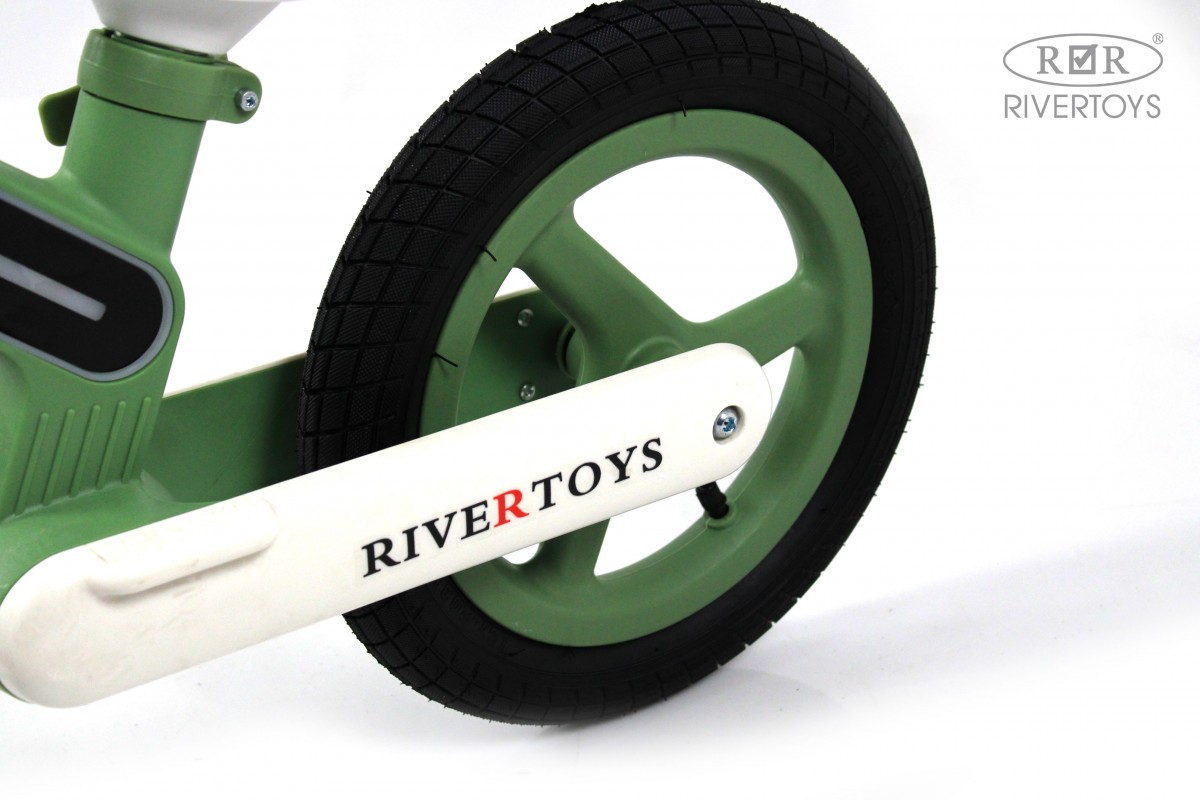 Детский беговел RiverToys HB-002 зеленый jvu2sou3dakx9t3chb05j8v6zj6109et
