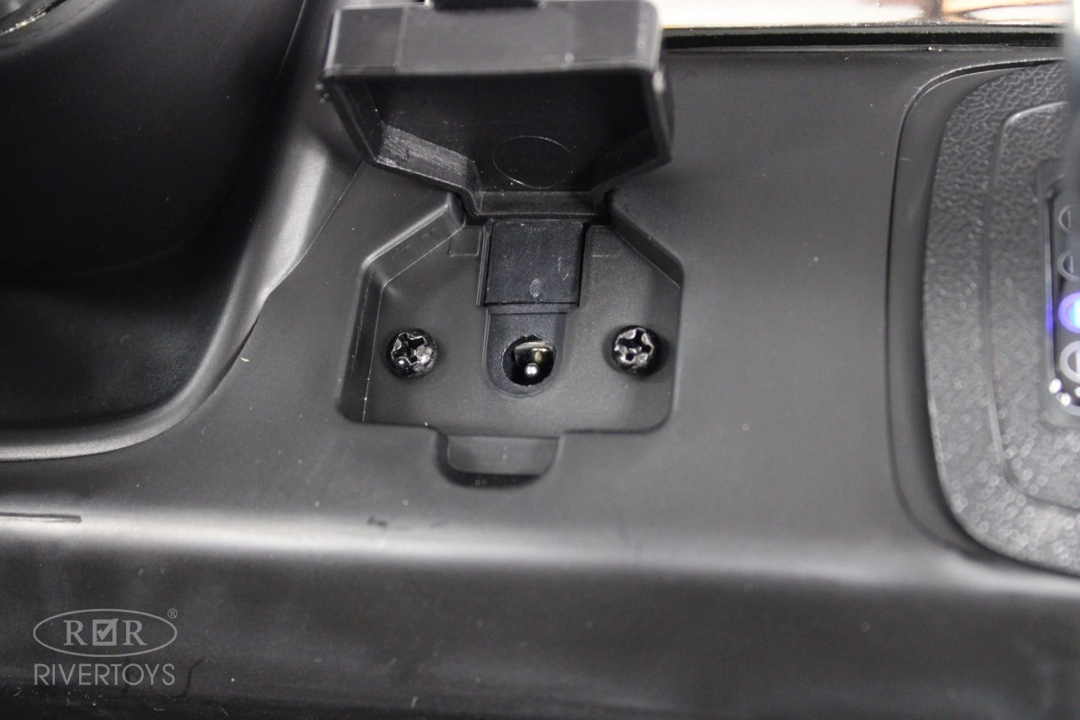 Детский электромобиль RiverToys Mercedes-Benz Unimog Concept P555BP Белый ivjg4854zffaiq7mc887zyc50jlfk3uf