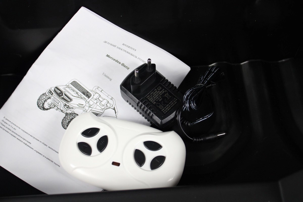 Детский электромобиль RiverToys Mercedes-Benz Unimog Concept P555BP Серебристый глянец krg2aiydb1pygaz8prpc6tlzrjyf352t