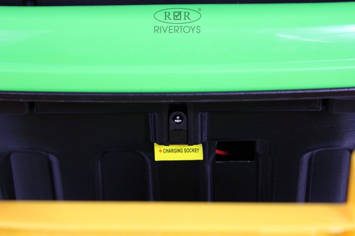 Детский электромобиль RiverToys K111KK зеленый 505ahnfrs6xscq4o5g7jb61nupk2phbl