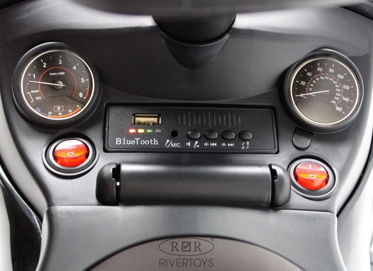 Детский толокар RiverToys Mercedes-Benz G63 Z003ZZ-B серый 6wlxq1y54rn22lwo5ctnfjn9r3wzqwui