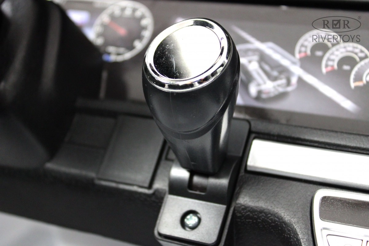 Детский электромобиль RiverToys Mercedes-AMG G63 (S307) белый g2yzuo0j1qe95l6kq9sqeiy1smadascx