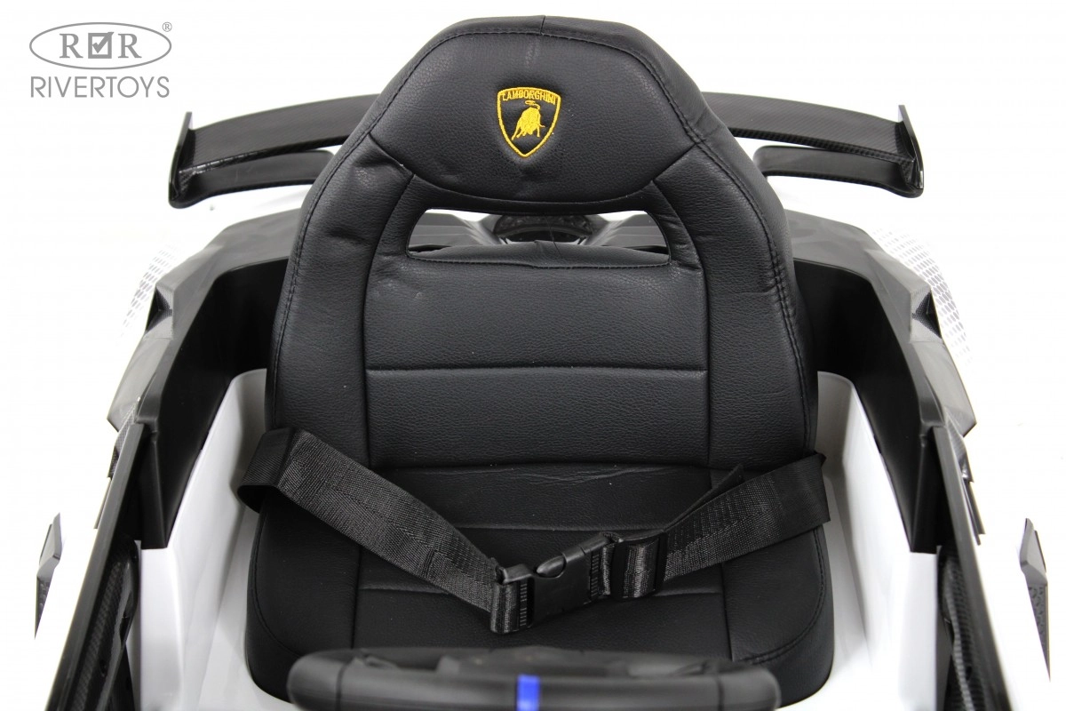 Детский электромобиль RiverToys K888PX белый z3z9yzk2juf5s9cjhdn4fnl5e1uinlkj