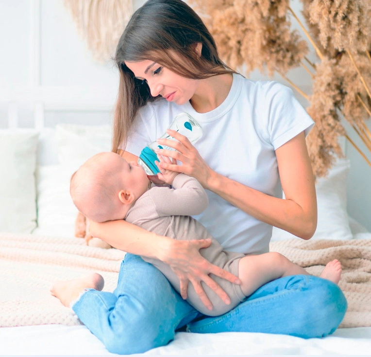 Антиколиковая бутылочка Nuvita 6031 Materno Feel 250мл, пластик голубой 9pnra1zmg273ss377694y5v44z7ee7qf