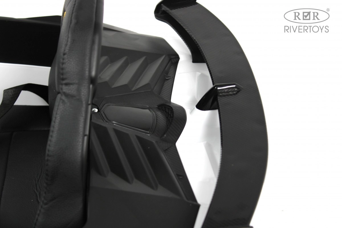 Детский электромобиль RiverToys K888PX белый f2denq13k665s7wut6y9bikttyqua8bc