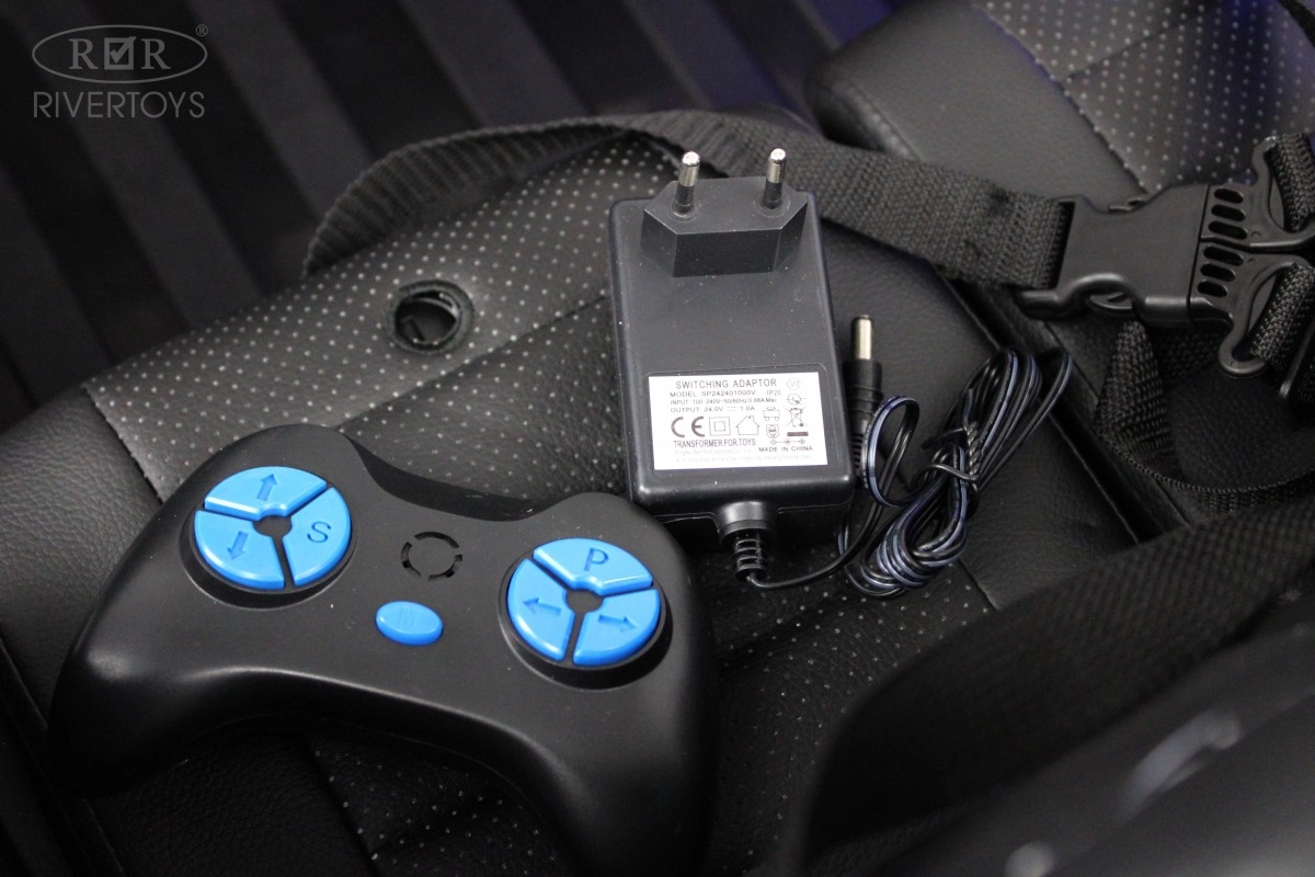 Детский электромобиль RiverToys T777TT 4WD черный Spider i3h4j2h40ksn46eonp84dbyqdu0e043v