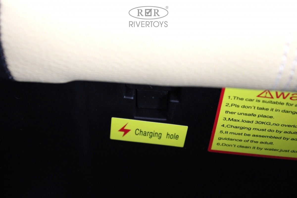 Детский электромобиль RiverToys E001EE розовый 9cmshjsiryno0f728hgu5ihhpkdcckh9