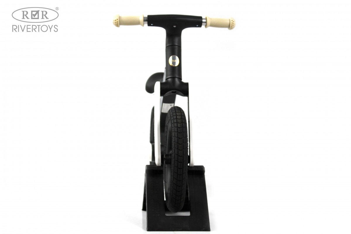 Детский беговел RiverToys HB-002 черный 7aprvsa740e2focbsrgs782dln4efpyw