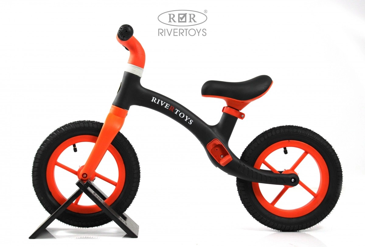 Детский беговел RiverToys HB-001 черный lhallu9k0fphbgcpyss3pbp1s0xdnjk3
