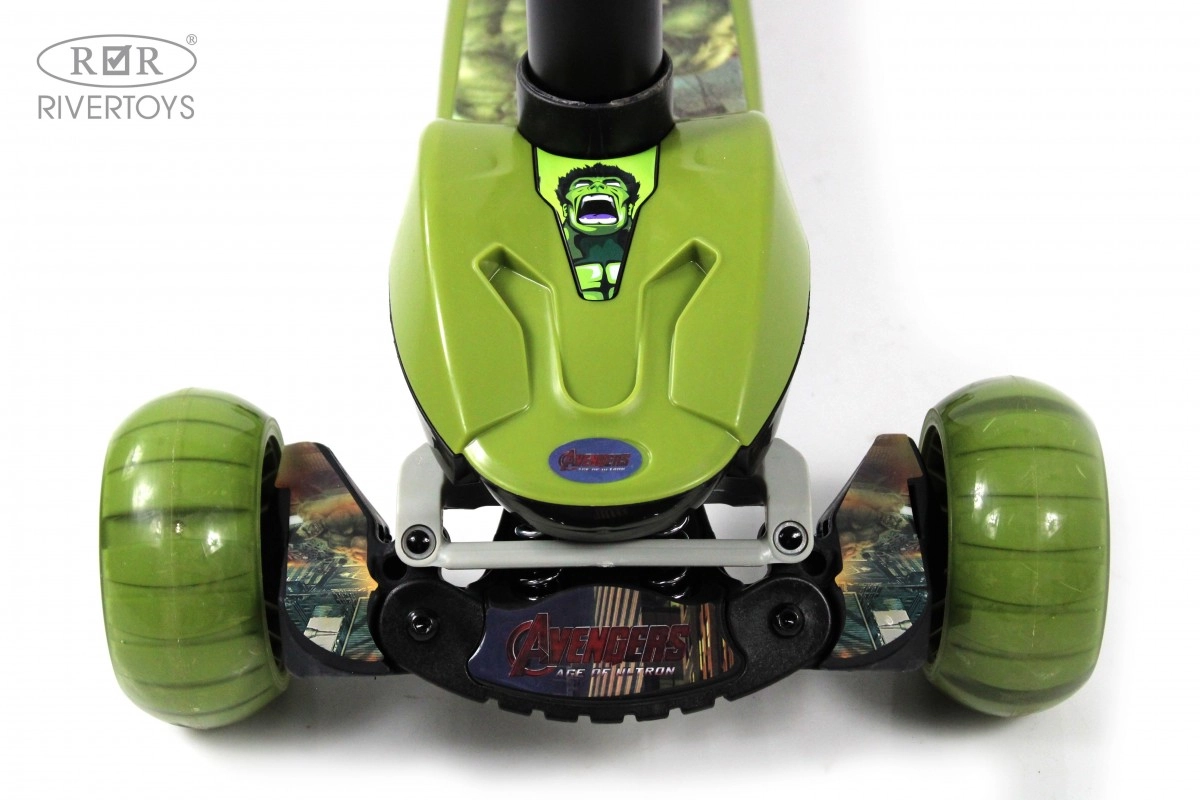 Детский самокат RiverToys HB-Q3 зеленый v71mjrecg8ike343w8h76c0zc53ychud