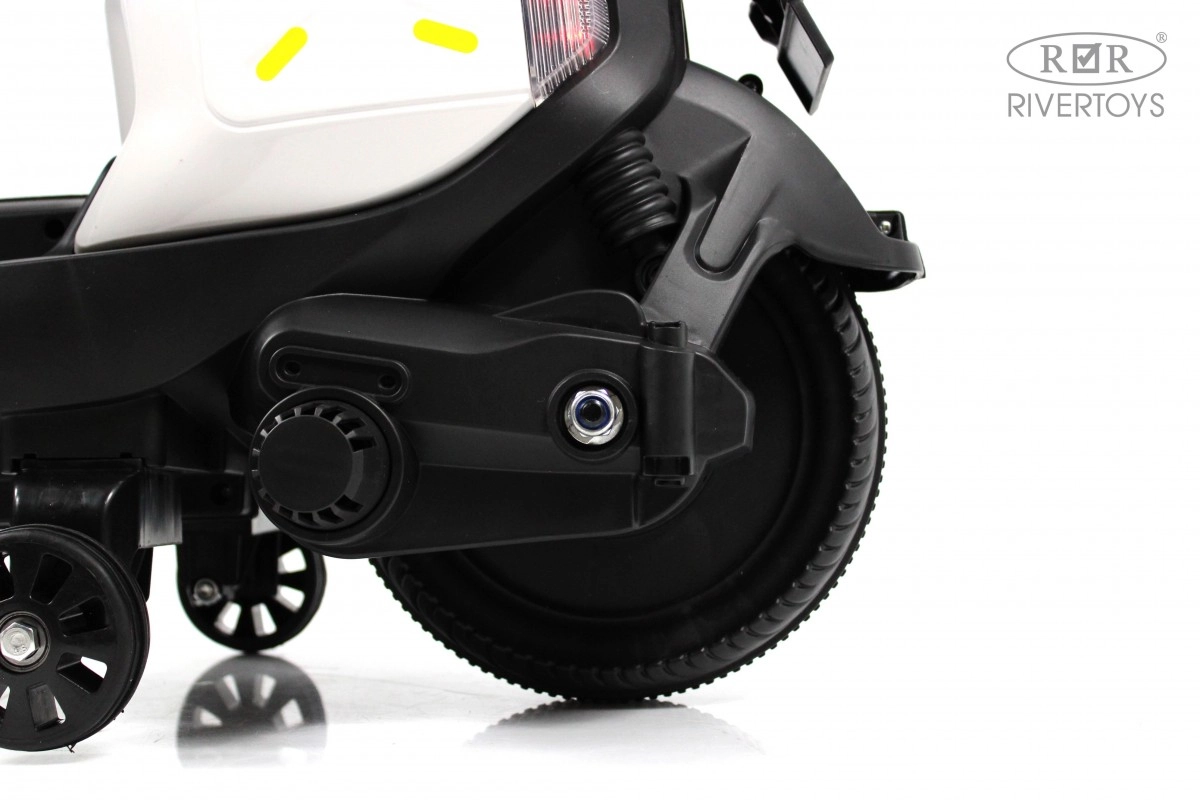 Детский электромобиль RiverToys G888GG белый taue5nkqfq6knuz31fu46nl8hmmu1fmk