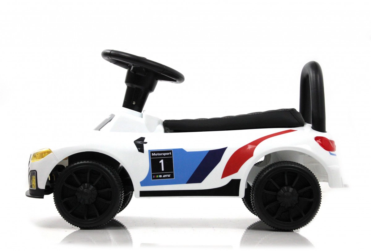 Детский толокар RiverToys F003FF белый 5xywvmuktsxxz0ev55yabeomd2sex6bp