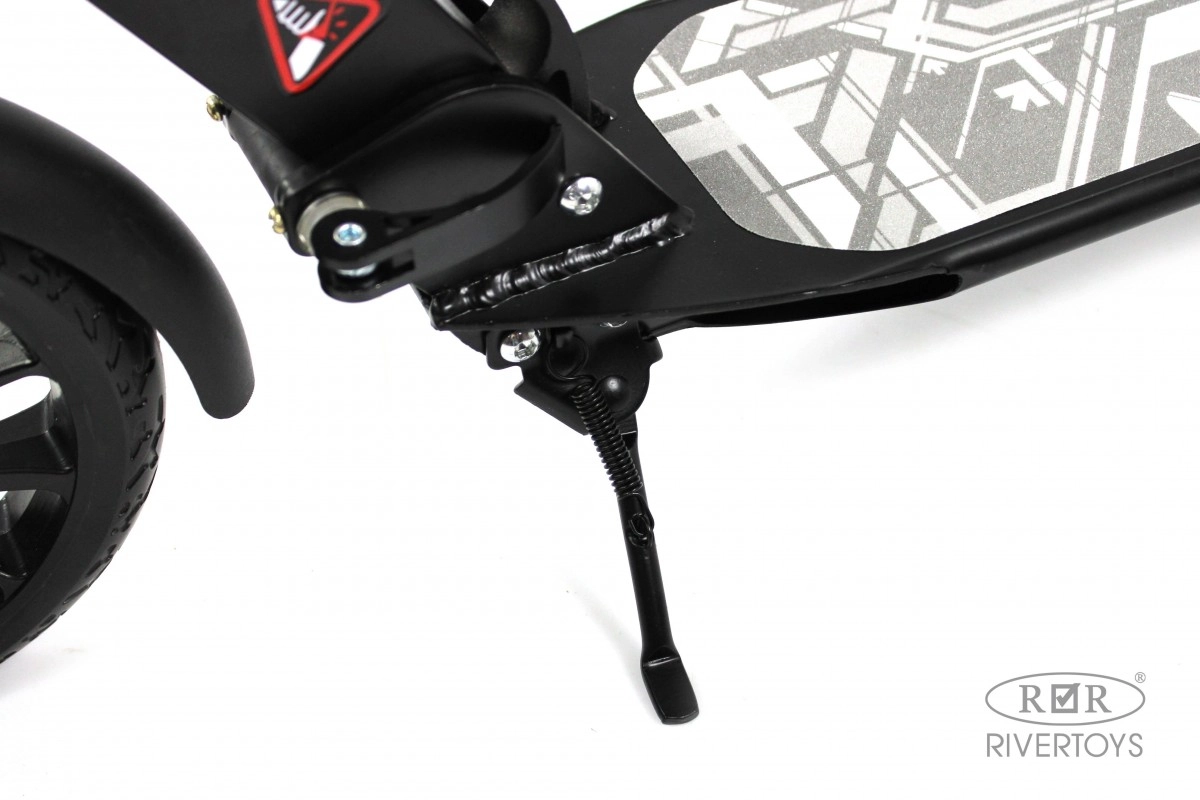 Детский самокат RiverToys HB-A7 черный ya11refkan2urdybdi4ebgha2cpjo1kx