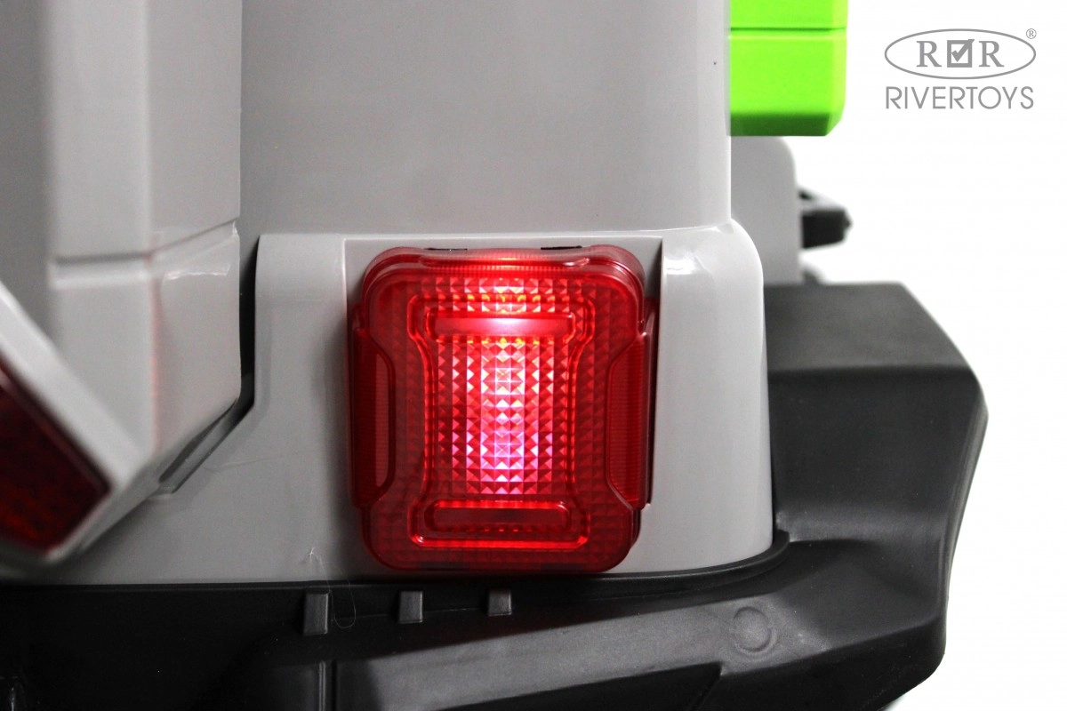 Детский электромобиль RiverToys М003БХ серый zbvg0m0fxvswkq5gqzidaczid3bm70dy