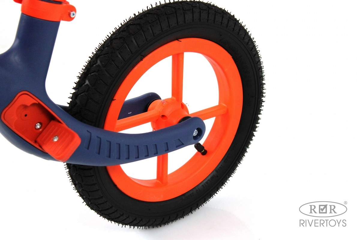 Детский беговел RiverToys HB-001 синий tsmg4zhjj13njwwgctxz464zx3l4616a