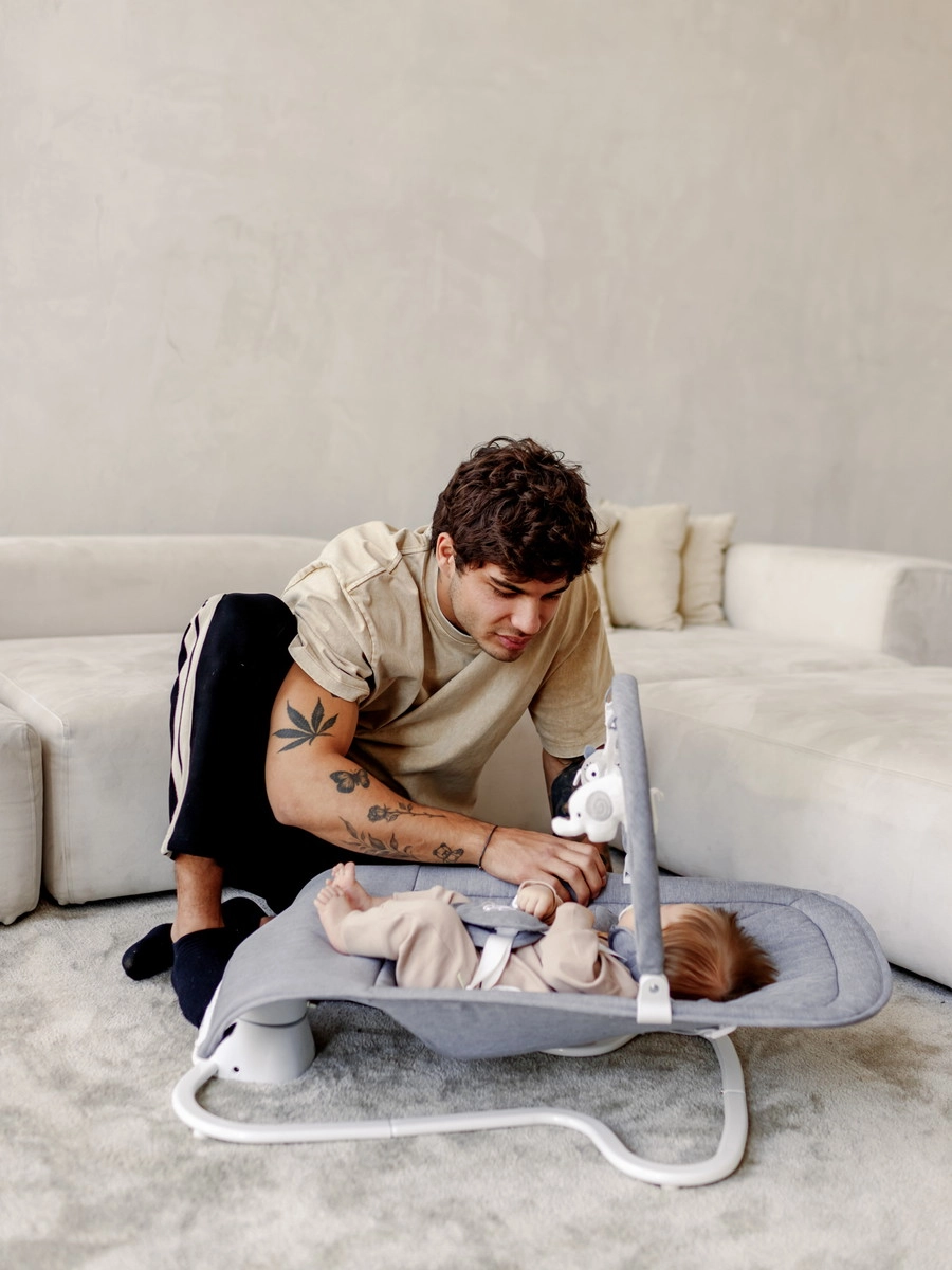 Электронные качели детские AMAROBABY HAPPY SWING Серый 8e3fnl1lesewntka0v1nmfolh08ghrin