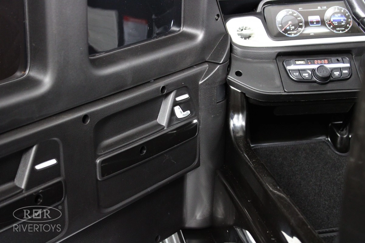Детский электромобиль RiverToys Mercedes Benz G63 Y777YY черный qxogkyym6nuyqenf93cy6dtuy2g2x7cf