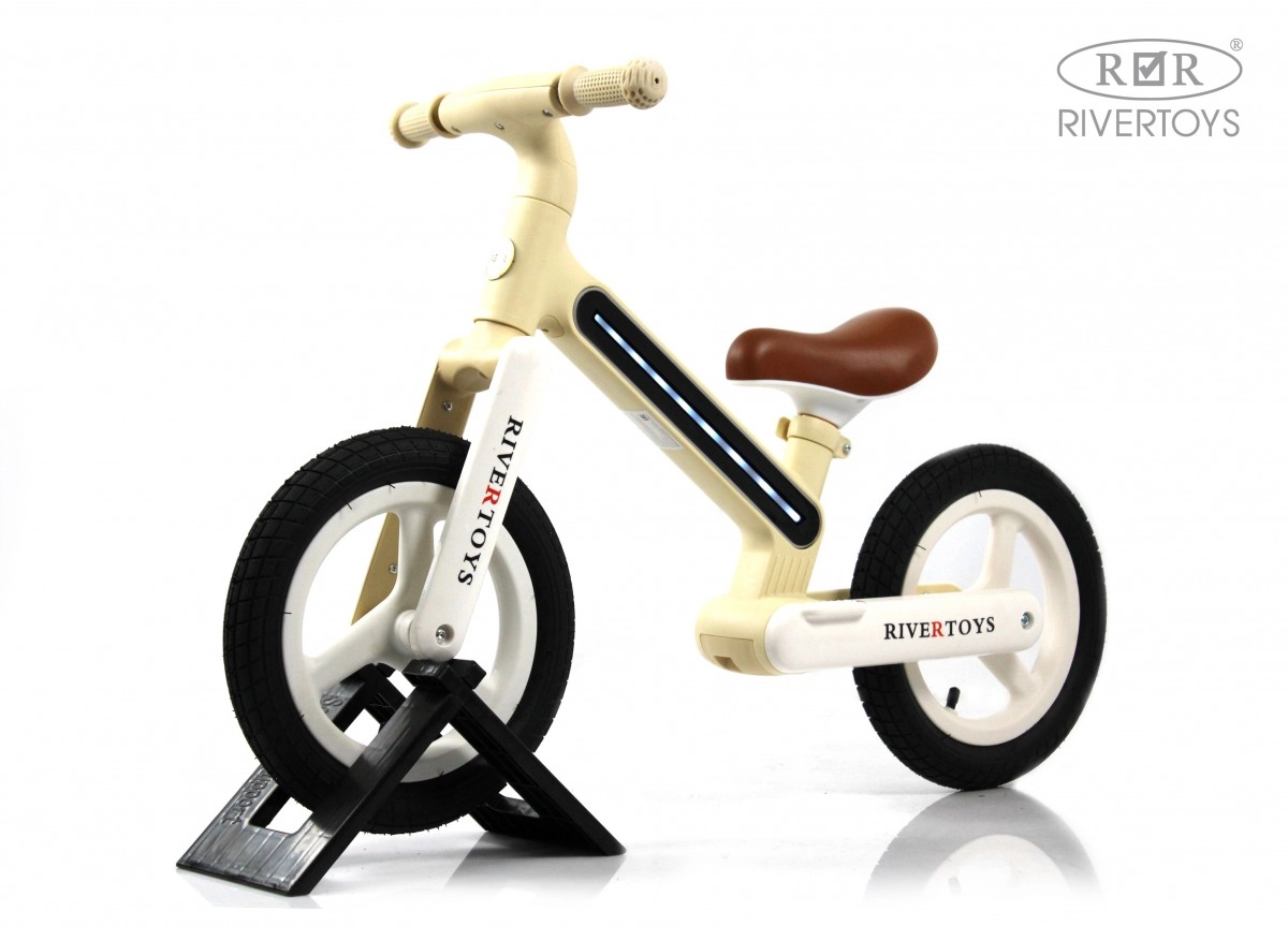 Детский беговел RiverToys HB-002 бежевый hx2oed6t66p9te0t10tr5s5novtlnc1r