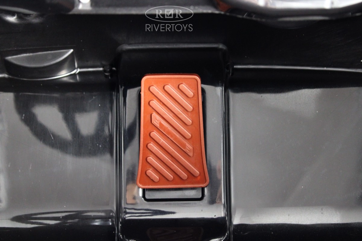 Детский электромобиль RiverToys K070PX WHITE белый 14bweex8san1gqc2tt3q72aqv2vxt6by