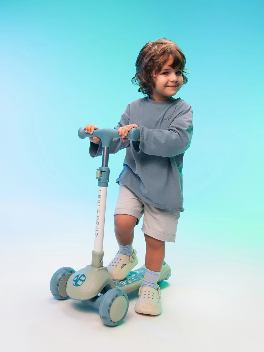 Самокат (кикборд) трехколесный Amarobaby Art Синий 7fwy2hiajdtskvfxqpfuethfui52io1p