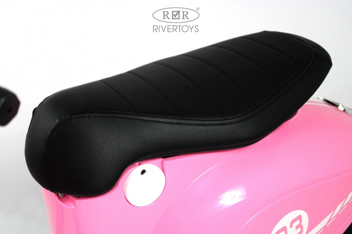 Детский электромотоцикл RiverToys A111AA розовый d82dd8rmuo4ohv05ett8i9mw0gz4c3gt