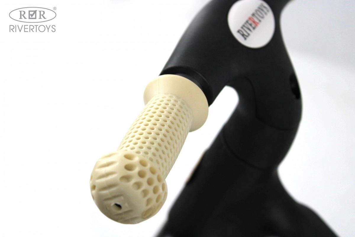 Детский беговел RiverToys HB-002 черный txmtaceqwkaifkw249o8q49gx8a7x8kg