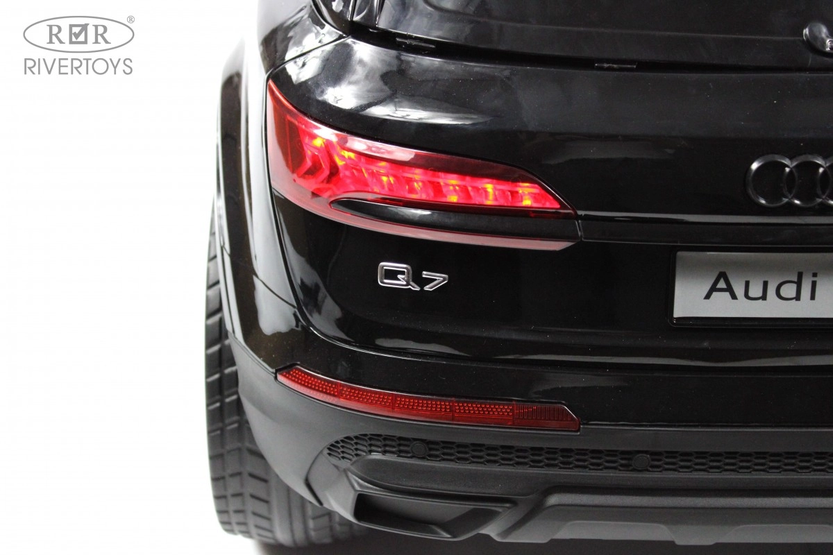 Детский электромобиль RiverToys AUDI Q7 HL678 черный глянец 0s6gs15xk5fw8otgf2sqjaofypmr11zc