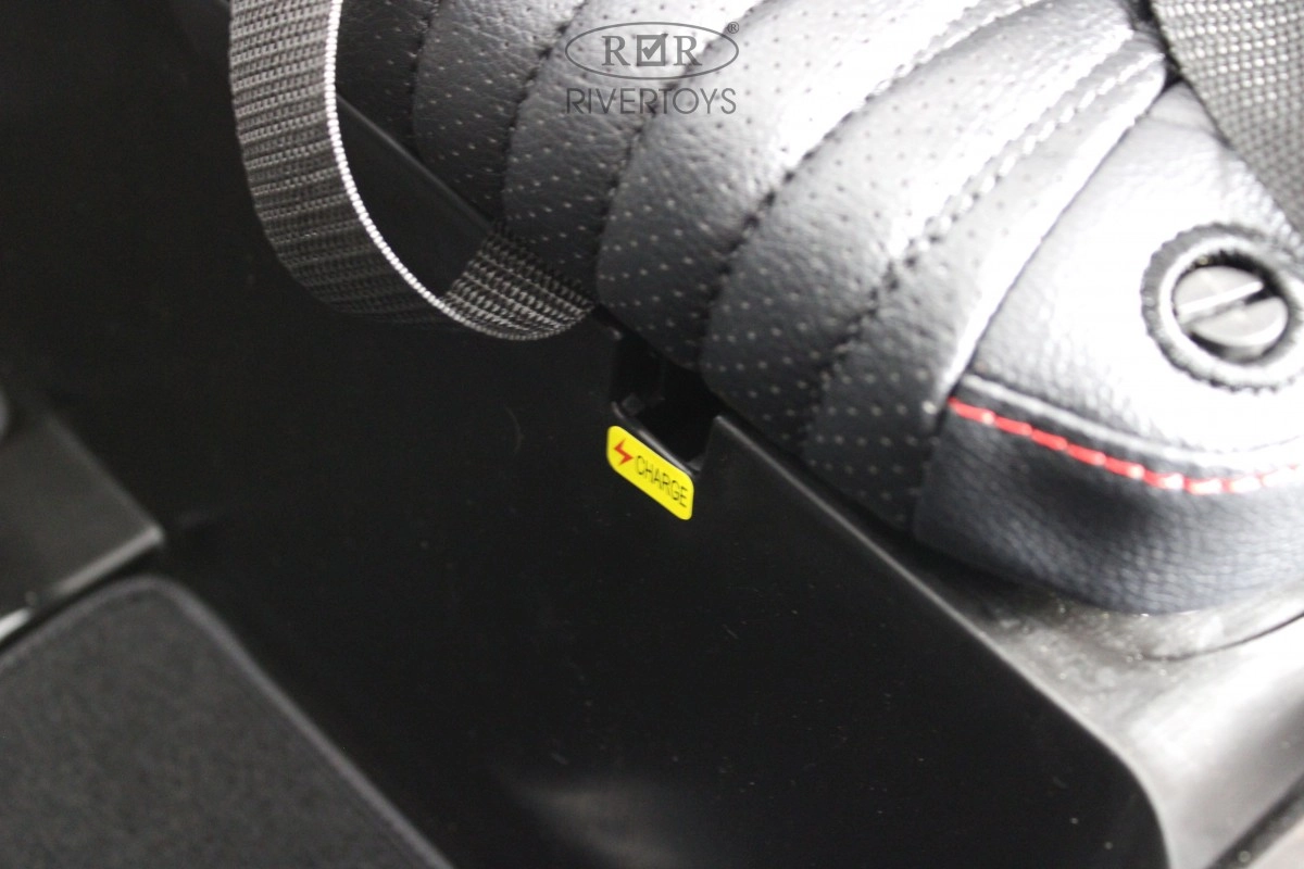 Детский электромобиль RiverToys Mercedes Benz G63 Y777YY черный 3r8xrg2q1g60s3rb7f6b0gmml3jkelrn