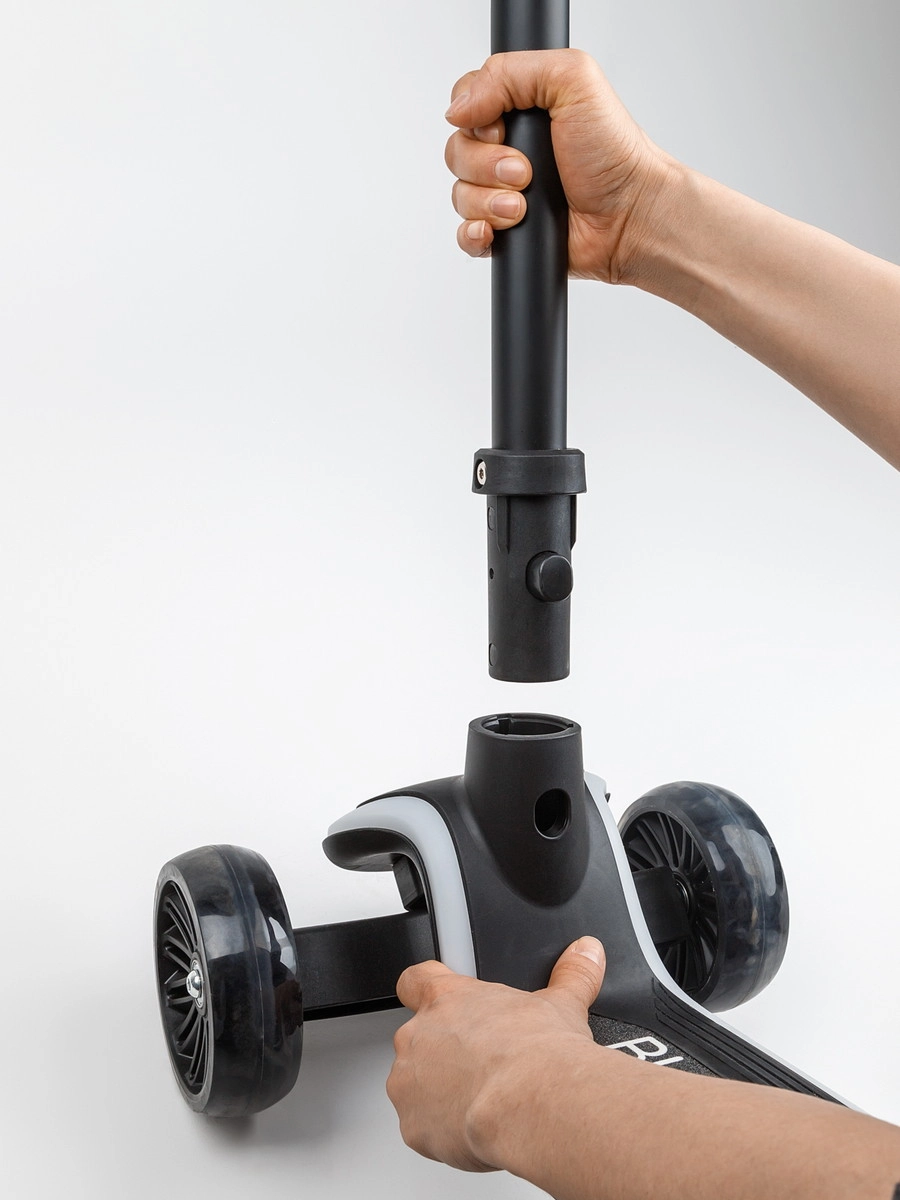 Самокат (кикборд) трехколёсный Amarobaby, Blaze Черный t02gz1g4bdybe8otvn8os1dgw0jed5yi