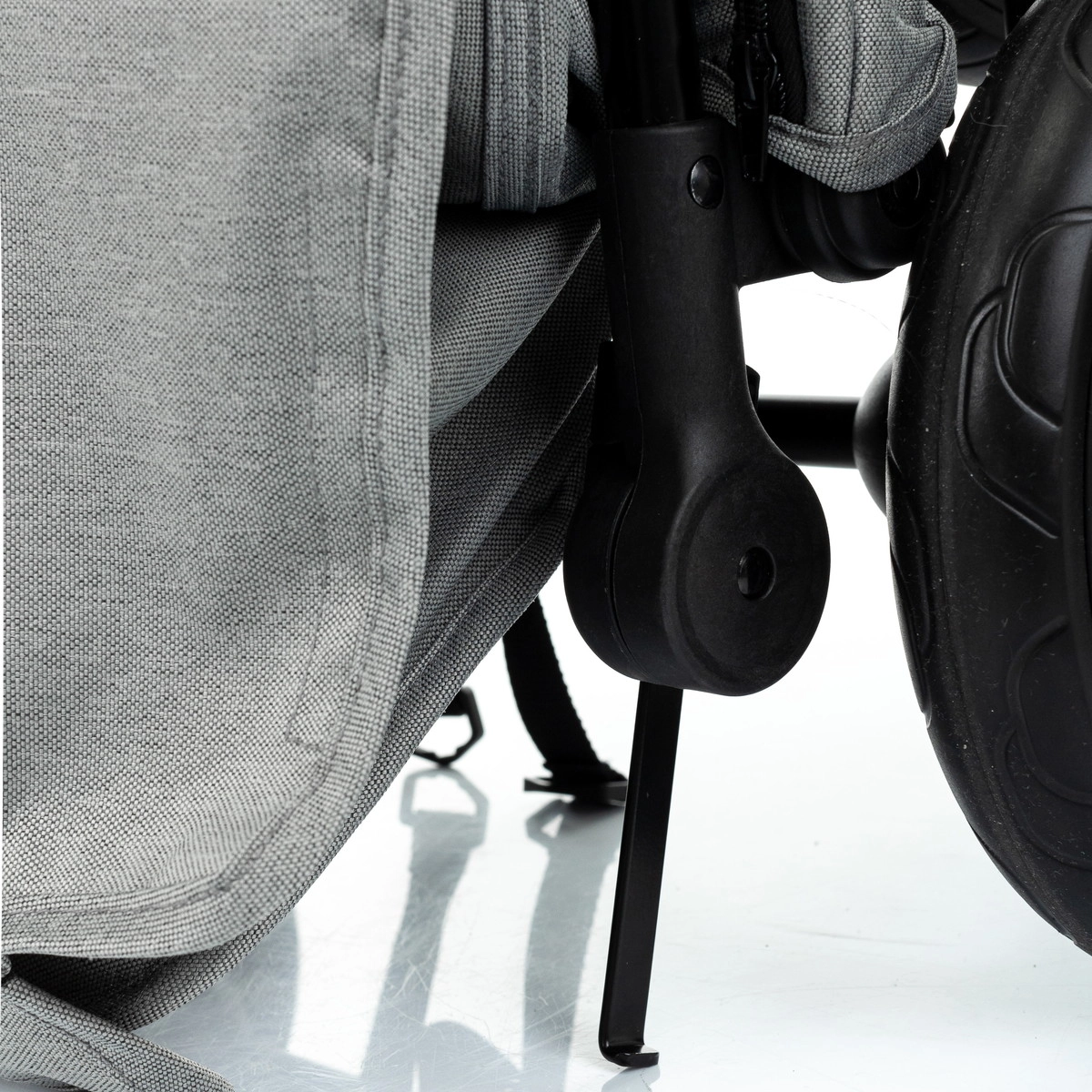 Прогулочная коляска Inglesina ZENIT GREY ik3in8wo8dv63pjtbme74u32n0xqhnwc