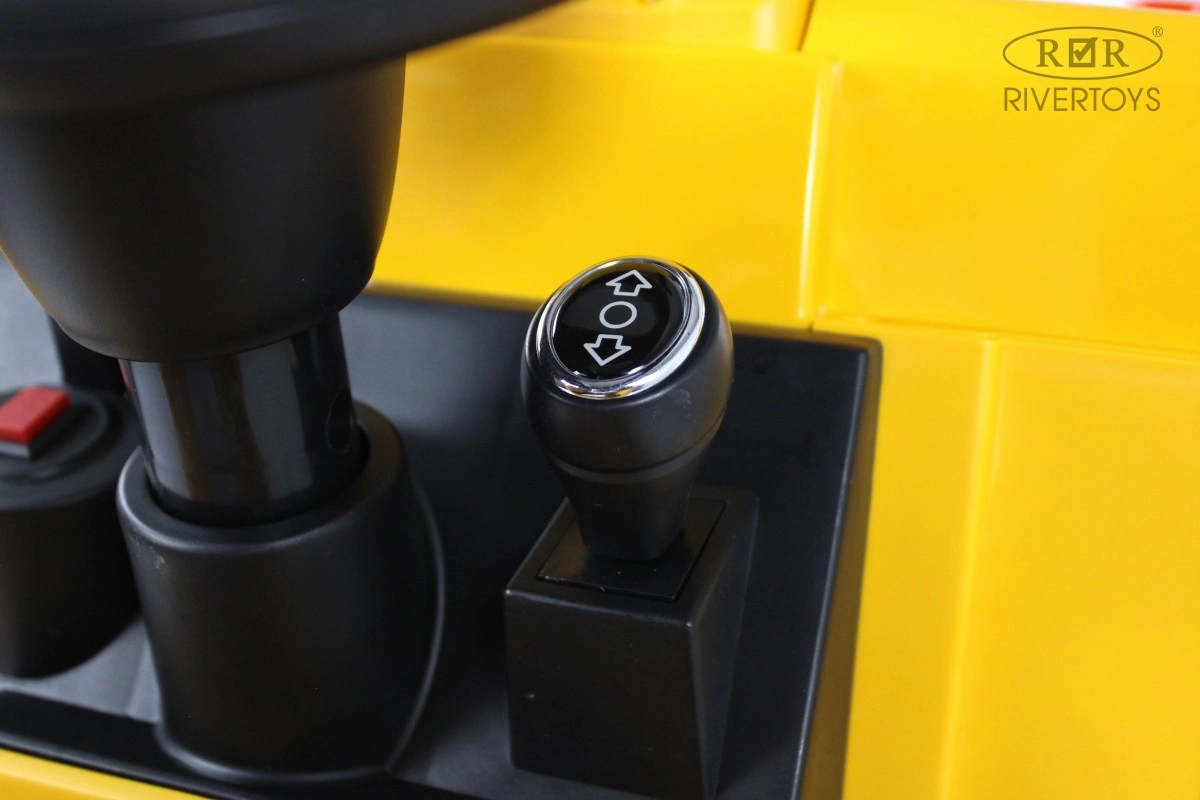 Детский электромобиль RiverToys G002GG желтый zlq46s12dxhout4i4nm11facb8ly3qy1