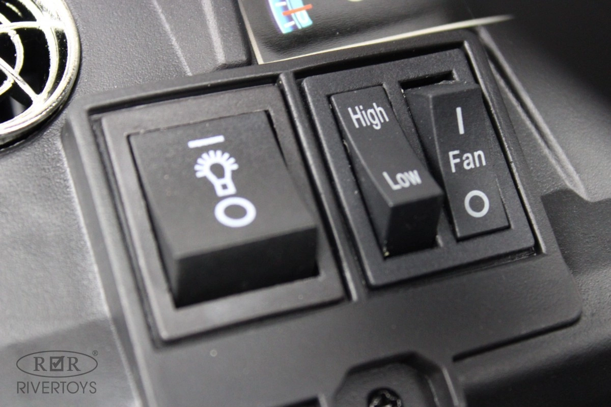 Детский электромобиль RiverToys A707AA LUX 4WD зеленый камуфляж rssh0bxnxfmhh5j1lfe5jce48cuuzczf