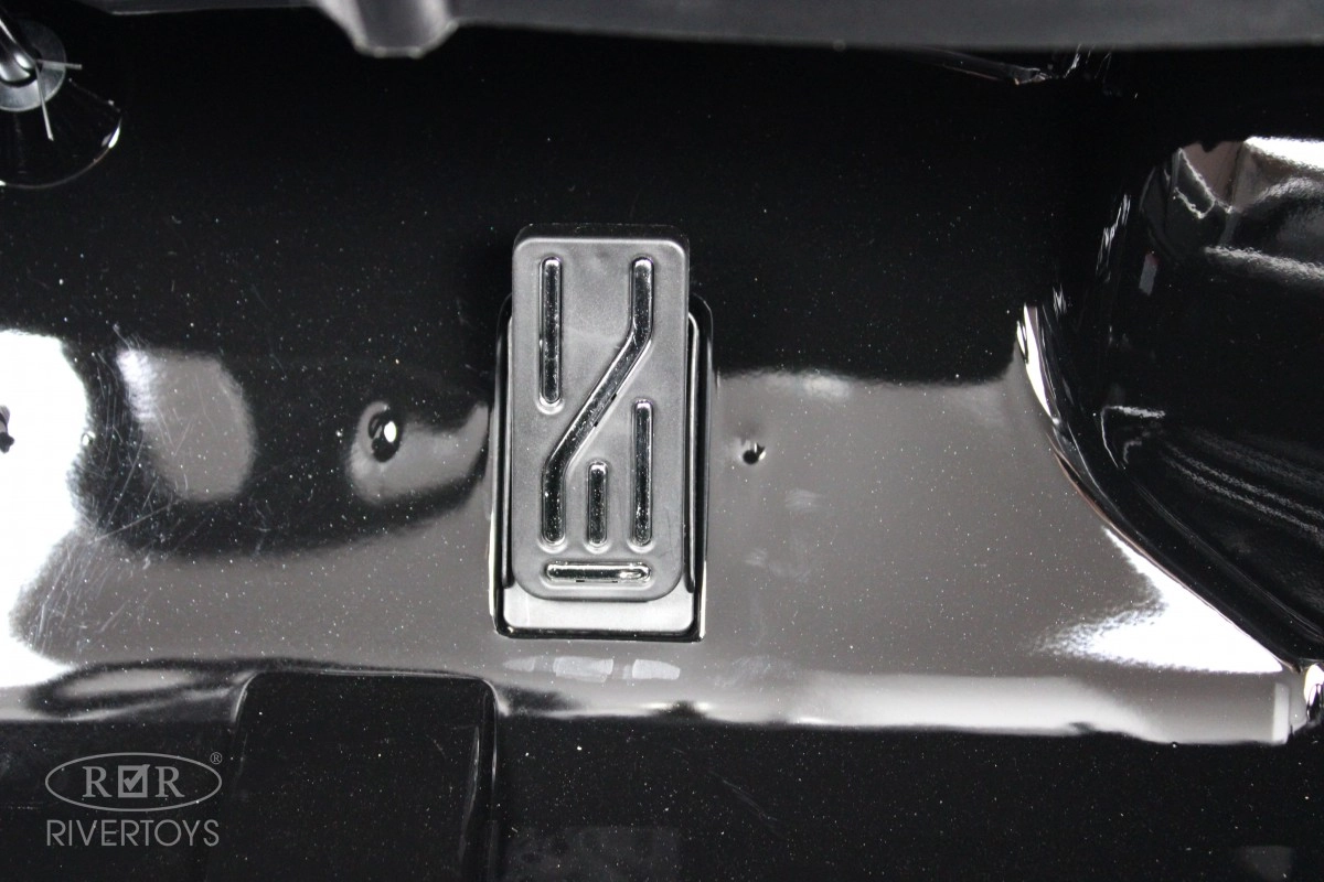 Детский электромобиль RiverToys Lexus LX570 Y555YY черный глянец 1vqchm6e8g0cn42ay0k3jw28dc0ihm02