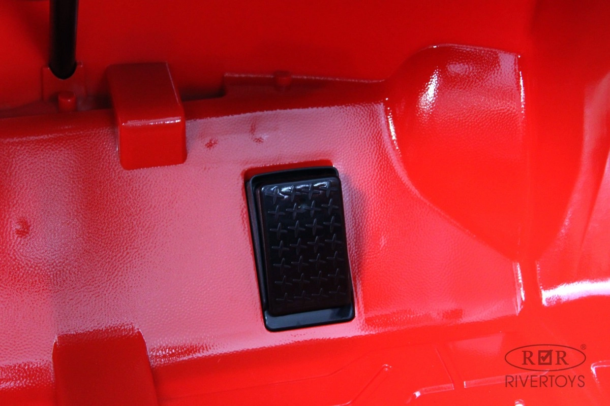 Детский электромобиль RiverToys Toyota Land Cruiser 200 JJ2022 красный глянец 9xuj6hg67ktzszspbsz8u6opppuxjdll