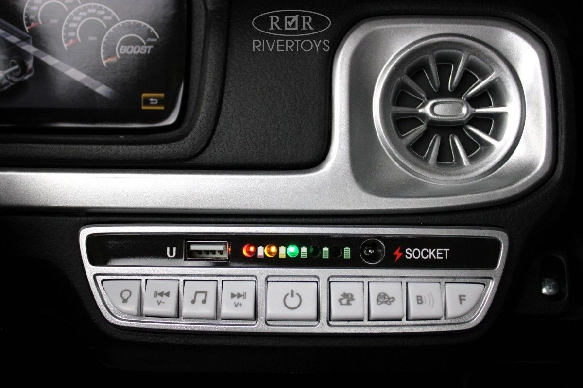 Детский электромобиль RiverToys Mercedes-AMG G63 (S307) черный gr4ofrripenhld06bi5hw40apqhr8a4d