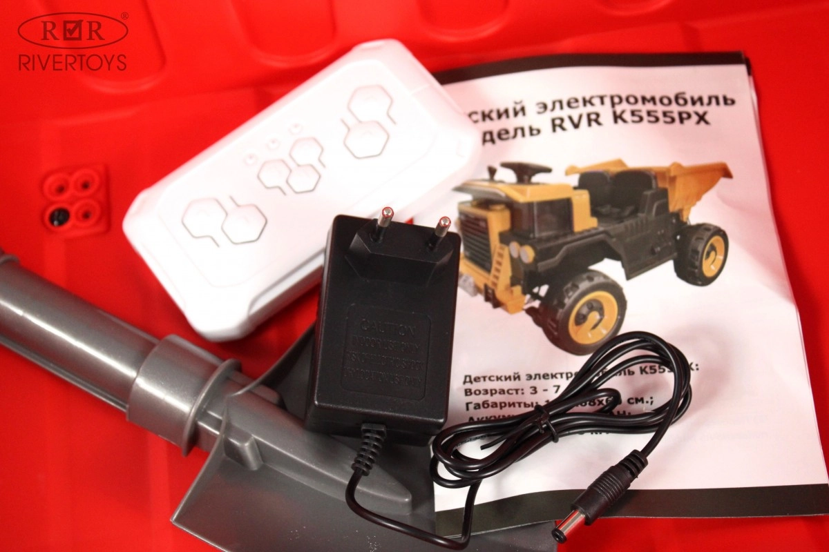 Детский электромобиль RiverToys K555PX красный g2piox5sq7olqia1fh5usx3yfot2jkwg