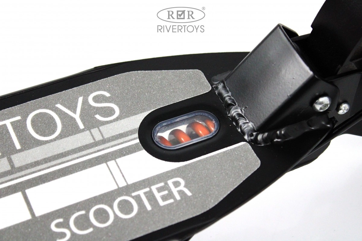 Детский самокат RiverToys HB-A7 черный 3vs8garckw1x3tk55xk3sv0ammtmh6ja