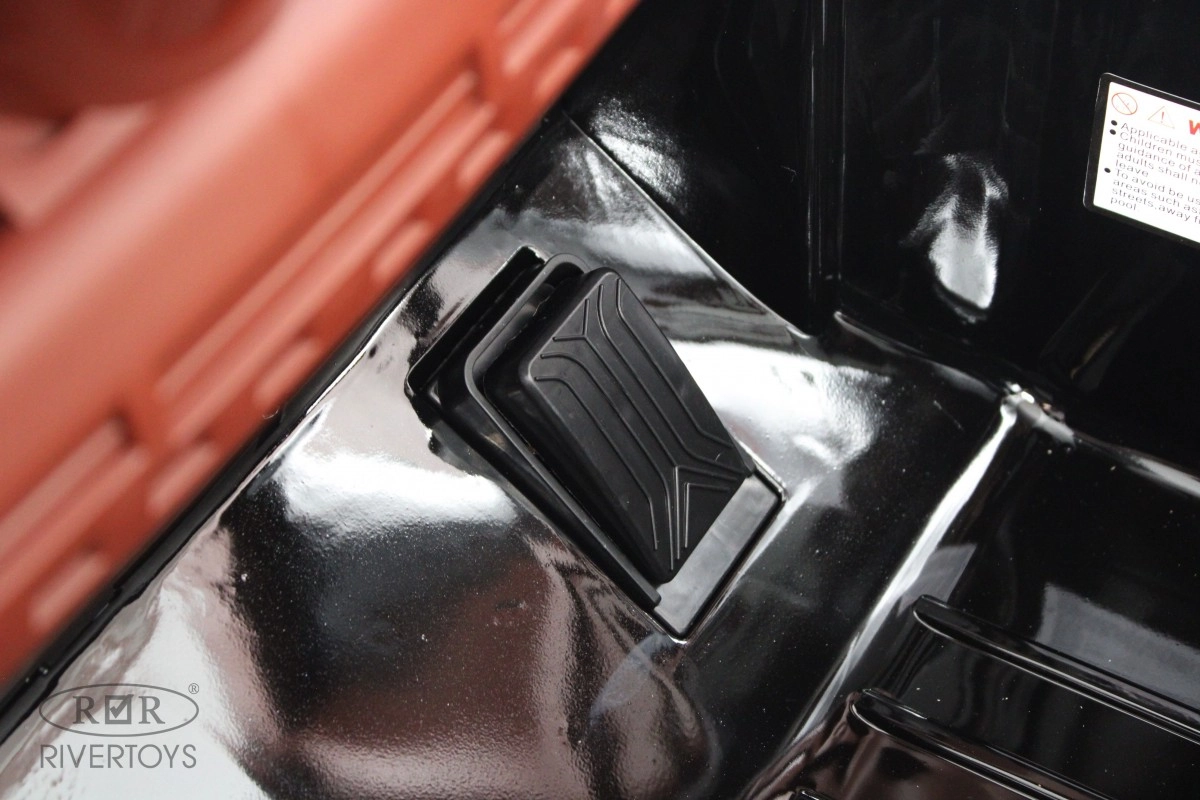 Детский электромобиль RiverToys K111PX черный глянец 9504hfmck3jngjwh4rnoduxikaavxubh