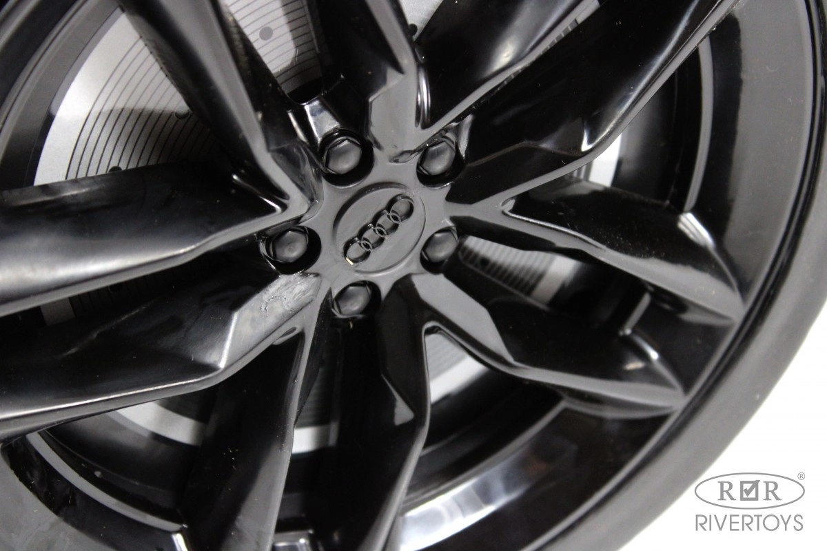 Детский электромобиль RiverToys AUDI Q7 HL678 красный глянец tlfu2dj299227tjtuxtsl9fgi213bqxz