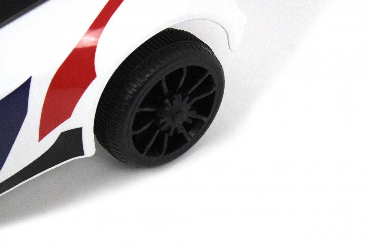 Детский толокар RiverToys F003FF белый qook05364f3e80w6o53y2dycacgq1wk8