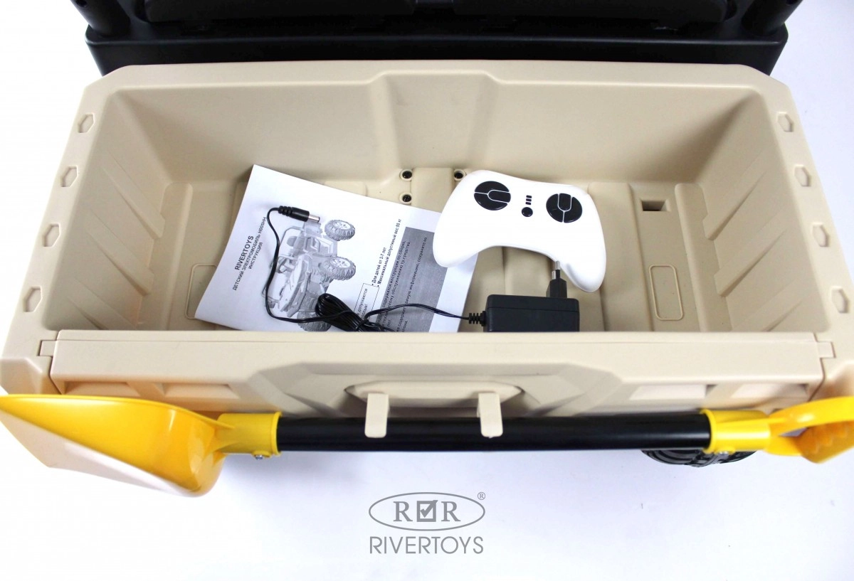 Детский электромобиль RiverToys H005HH кремовый kt2eil3rl43o54sudzd5sk7w4pxt9q5k