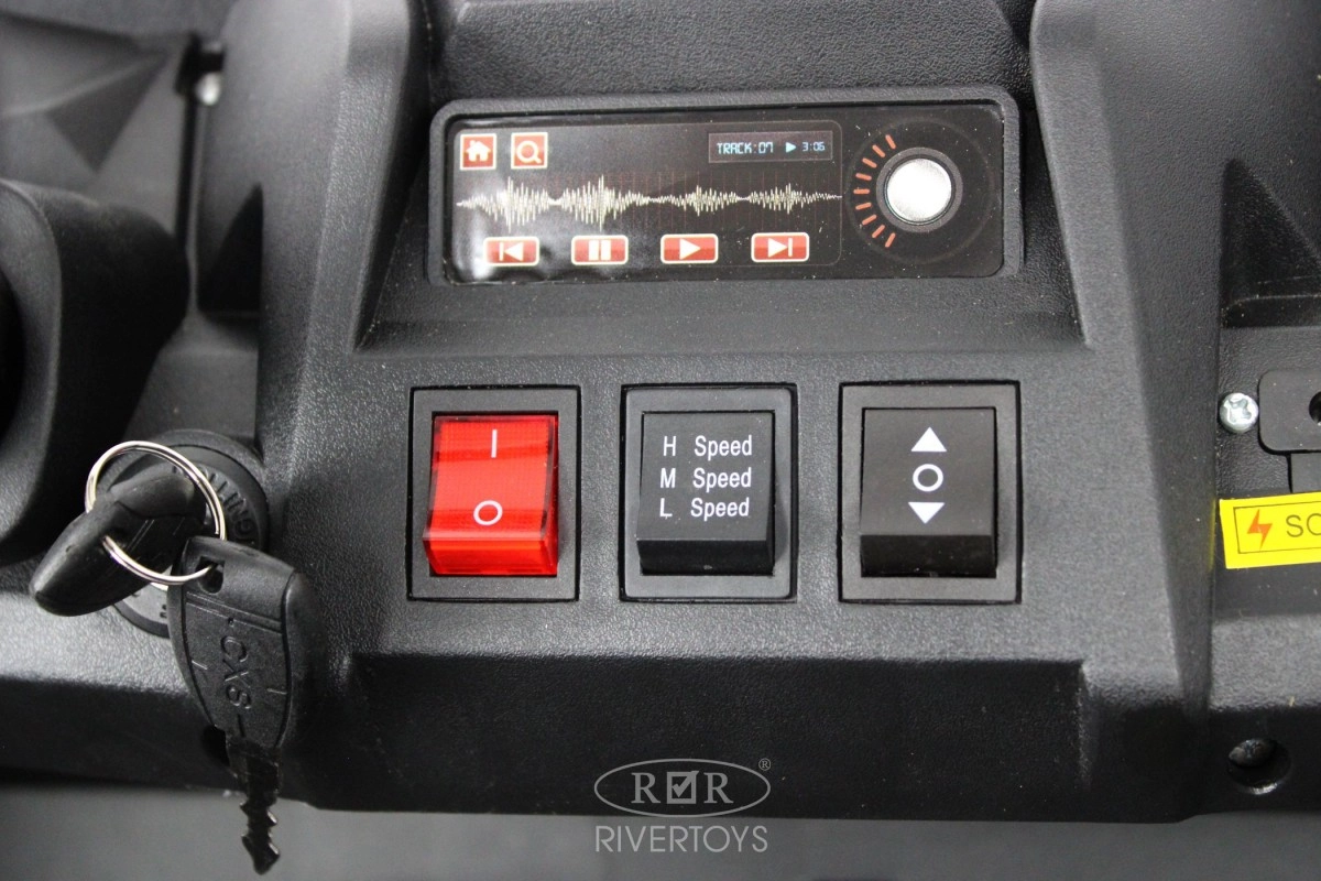 Детский электромобиль RiverToys M222MM зеленый камуфляж ejxcwvynjfbfr2u9v685qoh8jpa4o7n8