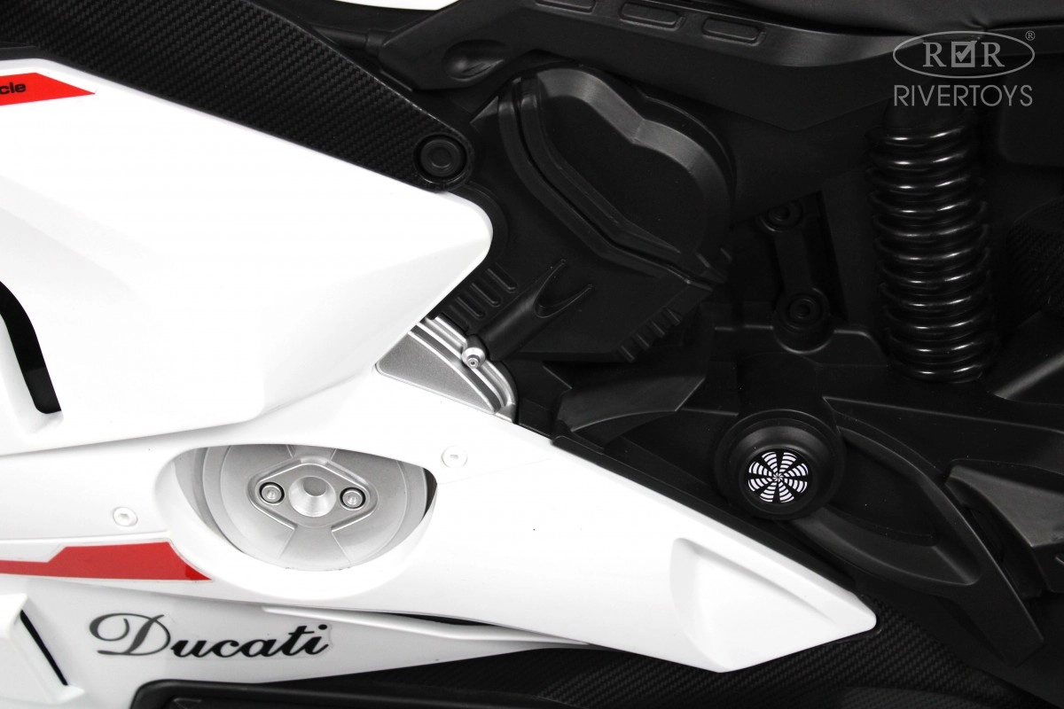 Детский электромотоцикл RiverToys М777БХ белый 2ris94kv91n5rp1v81ccoagqkrmt18o2