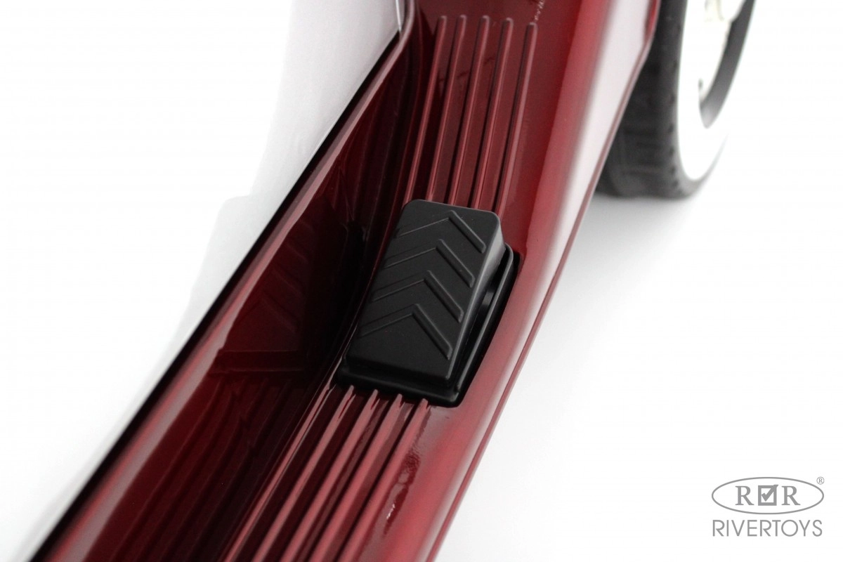 Детский электромобиль RiverToys X005XX красно-серебристый 4l8gejbrlybon9aikl4yloibt28bee7t