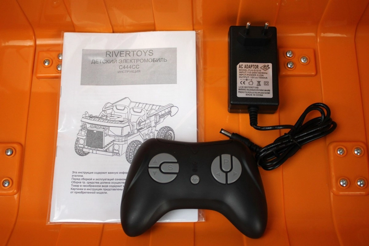 Детский электромобиль RiverToys C444CC оранжевый 13b050jy0i7y9nfzayomeo5er55ieb66