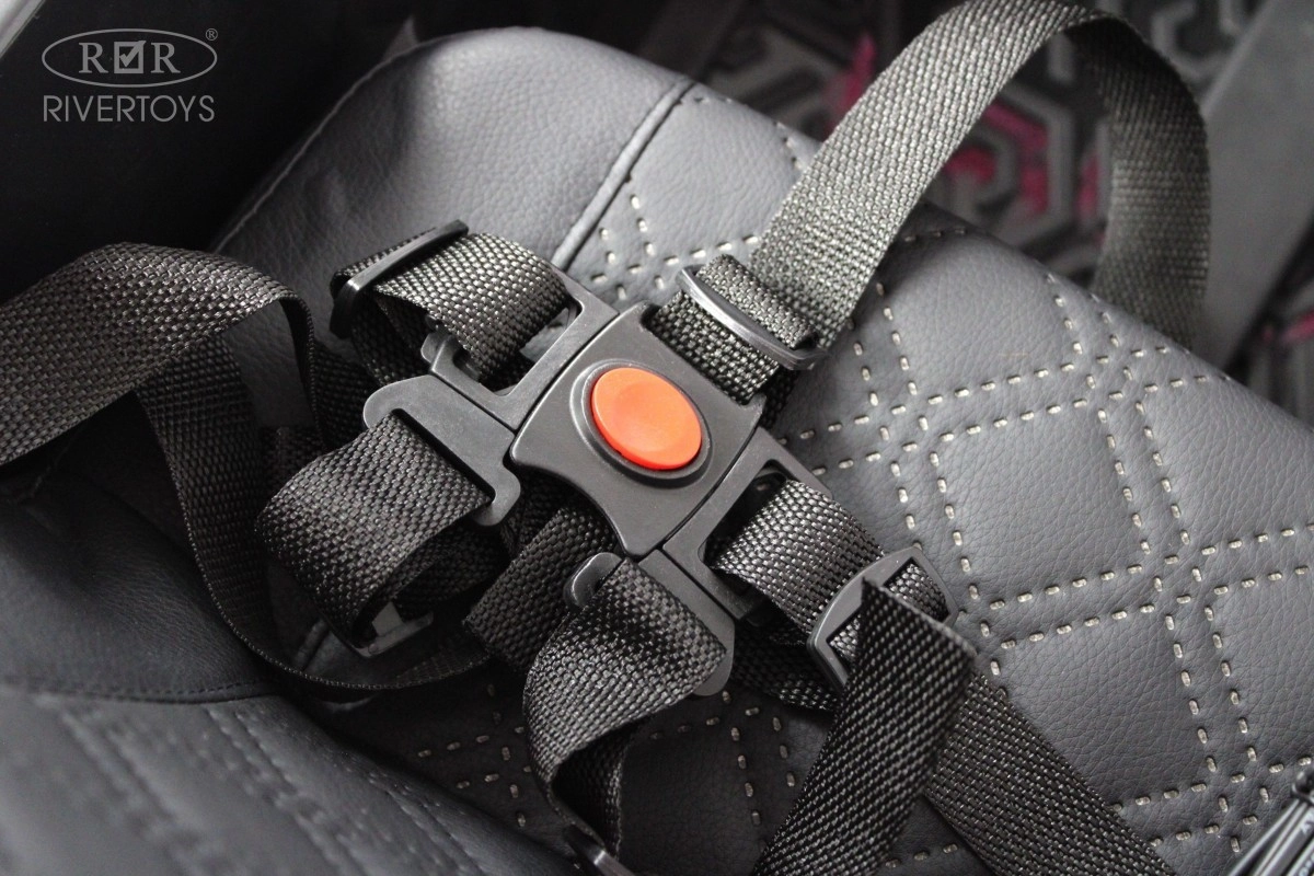 Детский электромобиль RiverToys F888FF-A 4WD красный sctg1pvjpaj7imkzymhfeh47mpqvr8j8