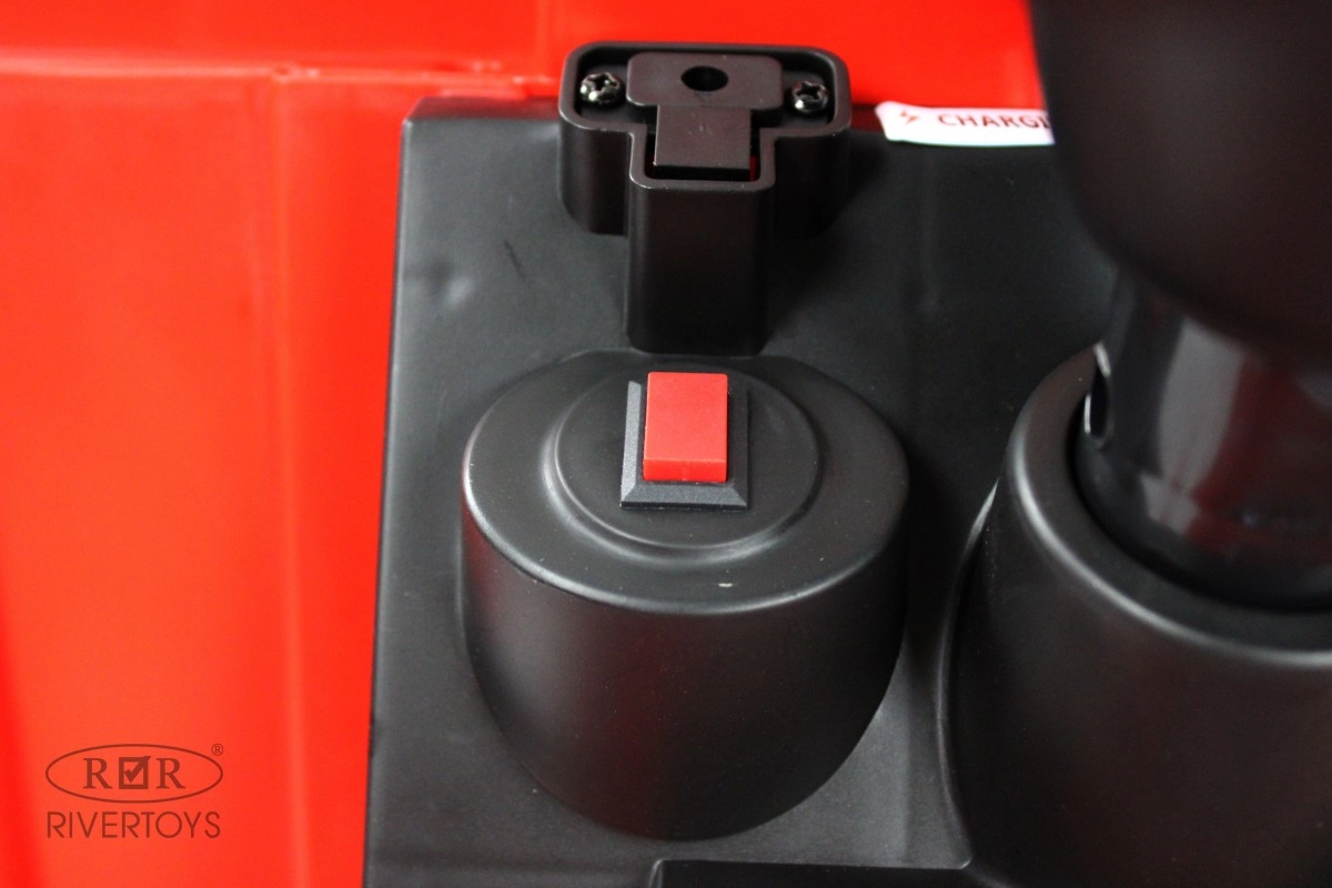 Детский электромобиль RiverToys G002GG красный efiw34rjtcwd6fwtcuf8ebzjfpkhkvtz