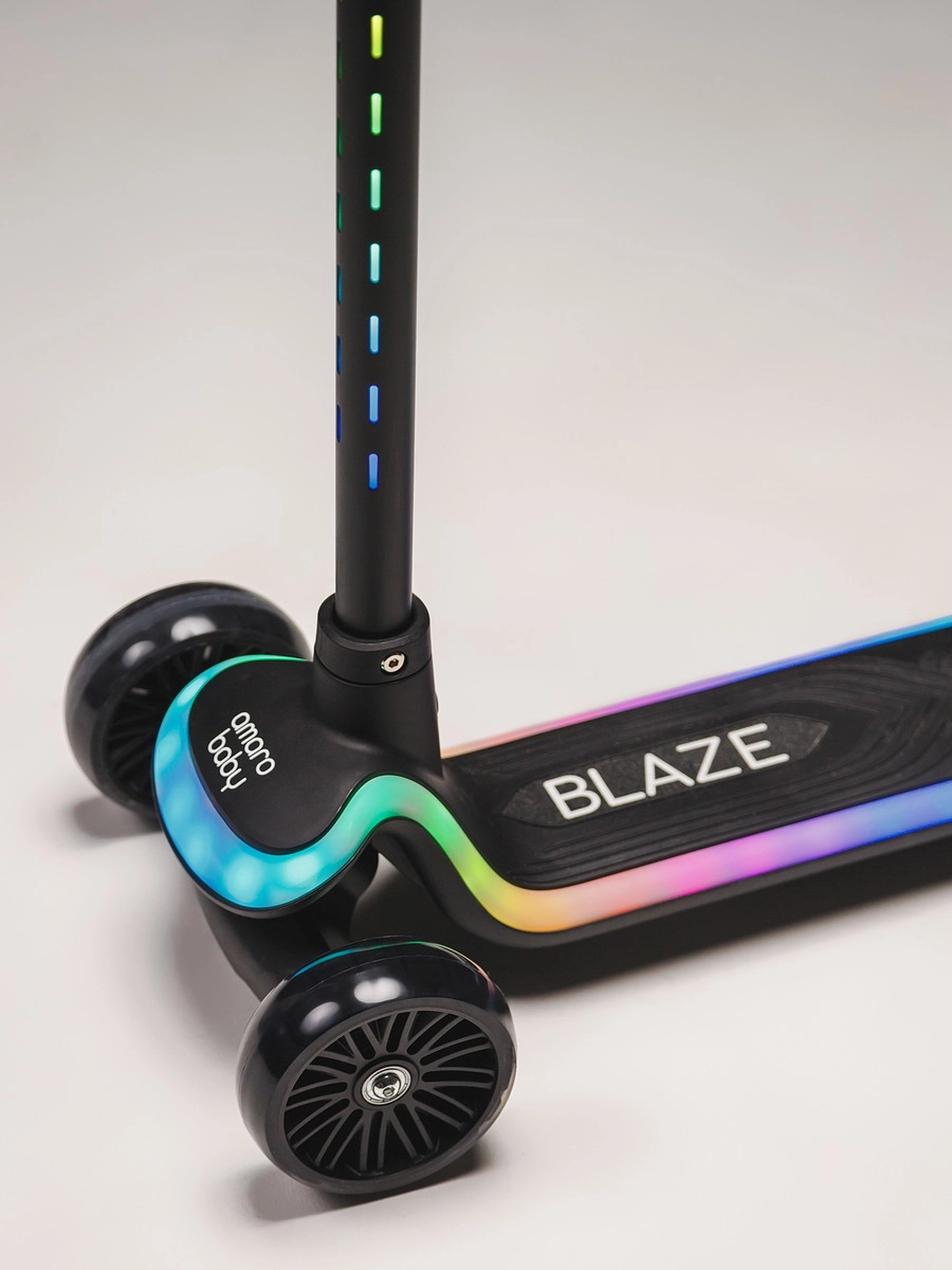 Самокат (кикборд) трехколёсный Amarobaby, Blaze Черный cpkm2nd0qsunk3chtpa8g3lwk4ixkdgw