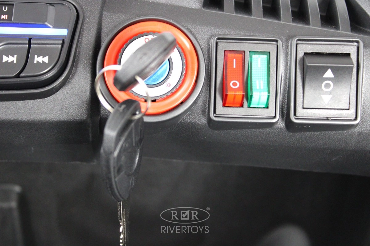 Детский электромобиль RiverToys C777CC красный tcle715oou5xren269jd94peycs6j6c9